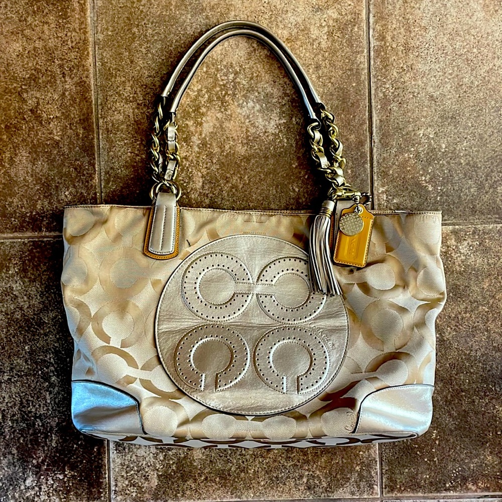 Coach Colette Woman’s Large Leather Tote Purse Bag